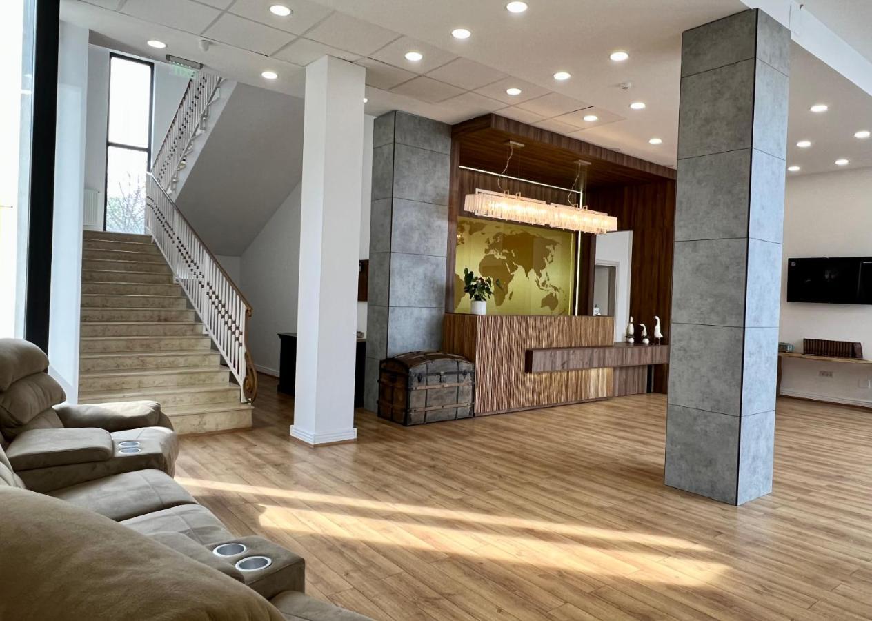 Bliss Inn Tunari Voluntari Экстерьер фото
